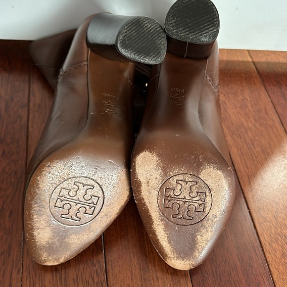 Tory Burch ! - Picture 3 of 4